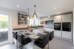 Kitchen clean